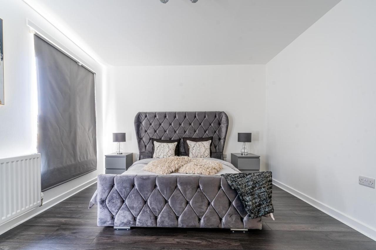Spacious 3 Bedroom House In Glasgow City With Private Parking & Garden Exteriör bild